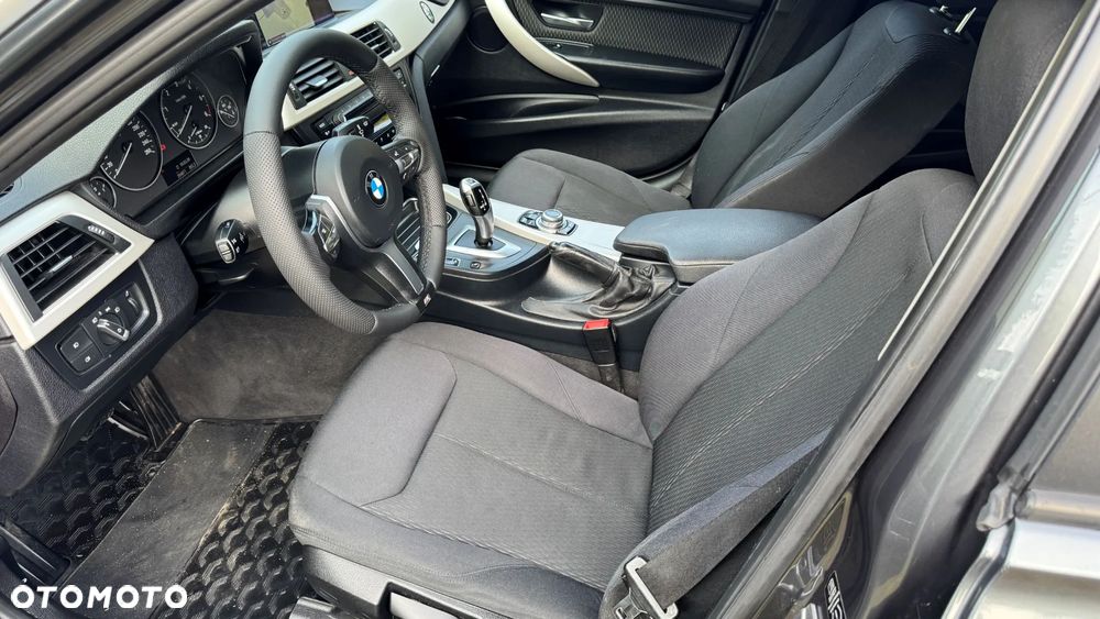 BMW Seria 3 318d - 10