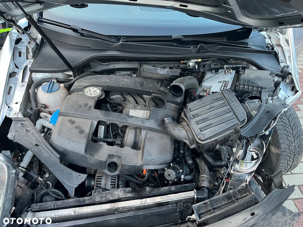 Volkswagen Golf 1.6 Team - 9
