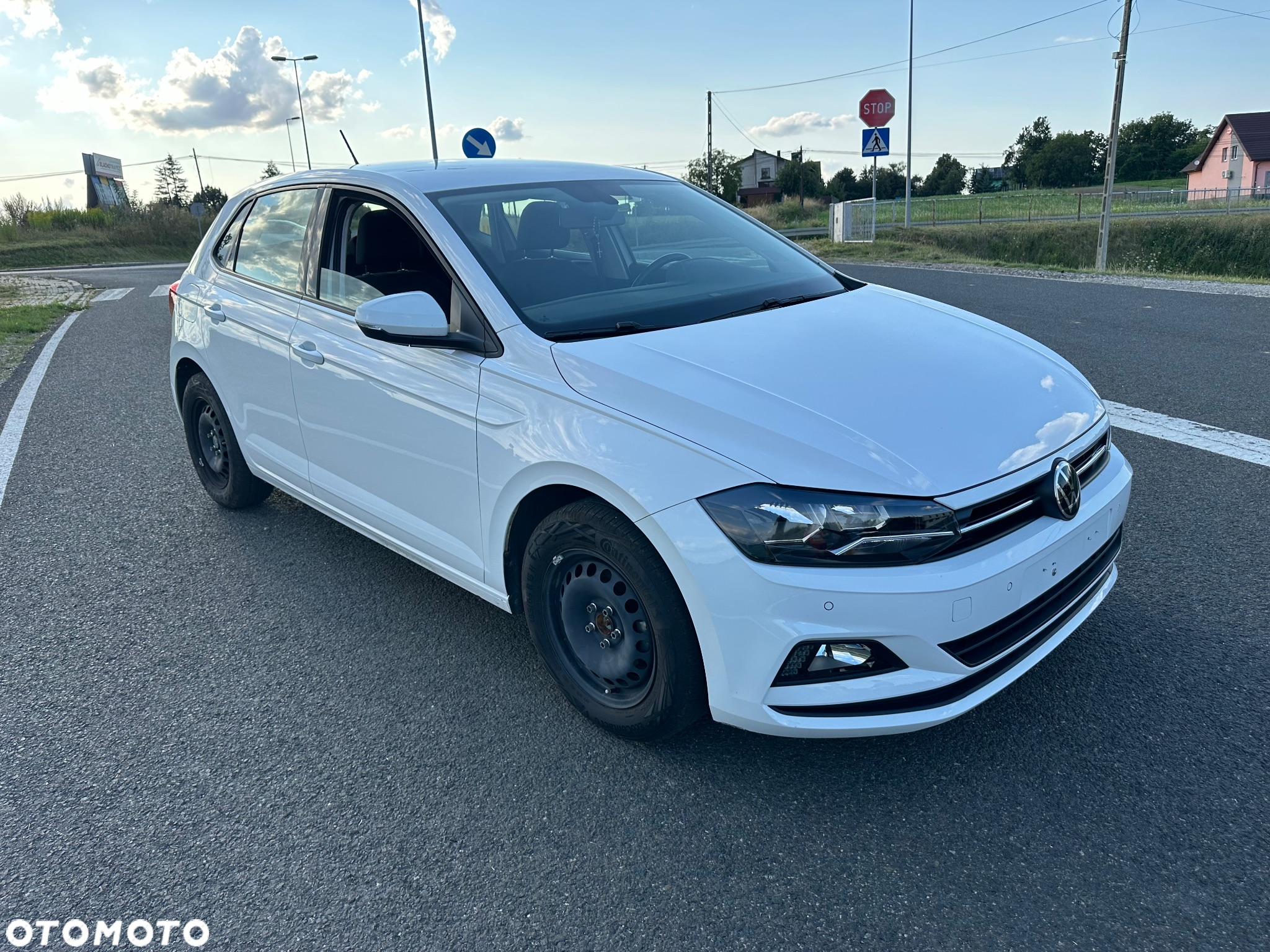 Volkswagen Polo - 8