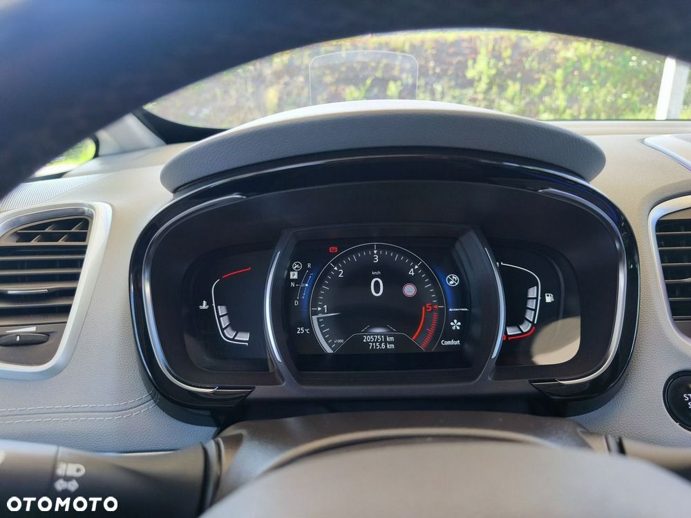 Renault Espace 1.6 dCi Energy Initiale Paris EDC - 33