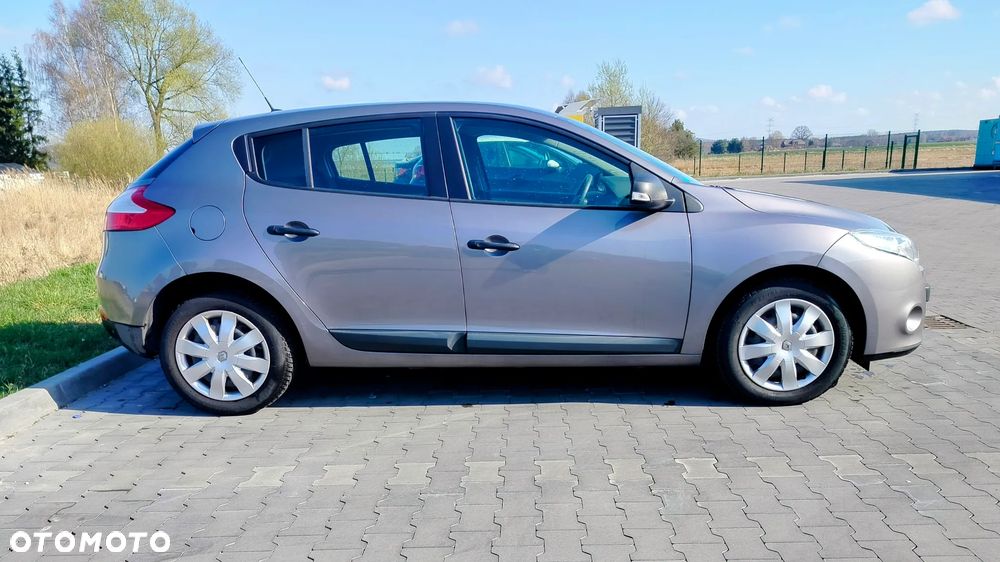 Renault Megane 1.6 16V 100 TomTom Edition - 6