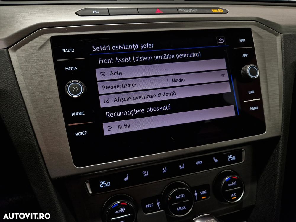 Volkswagen Passat Variant 2.0 TDI SCR DSG Comfortline - 14