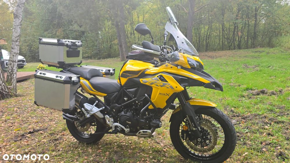 Benelli TRK 502X