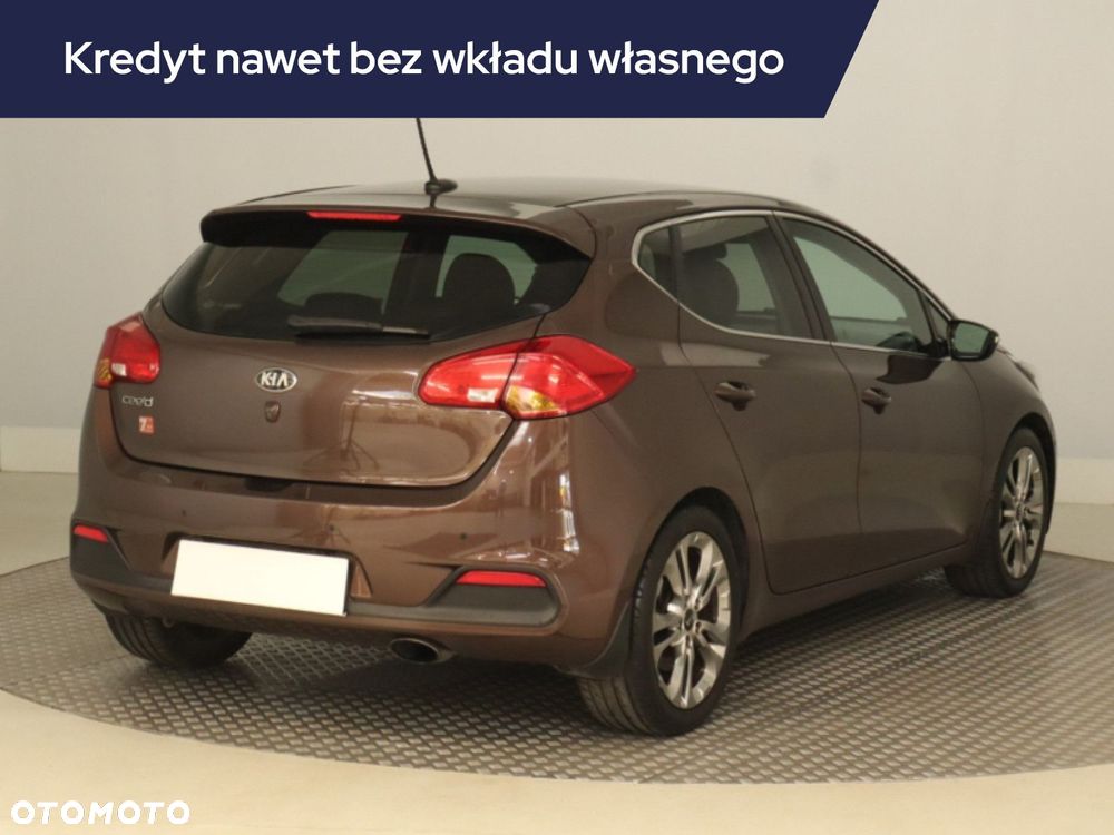 Kia Ceed - 7