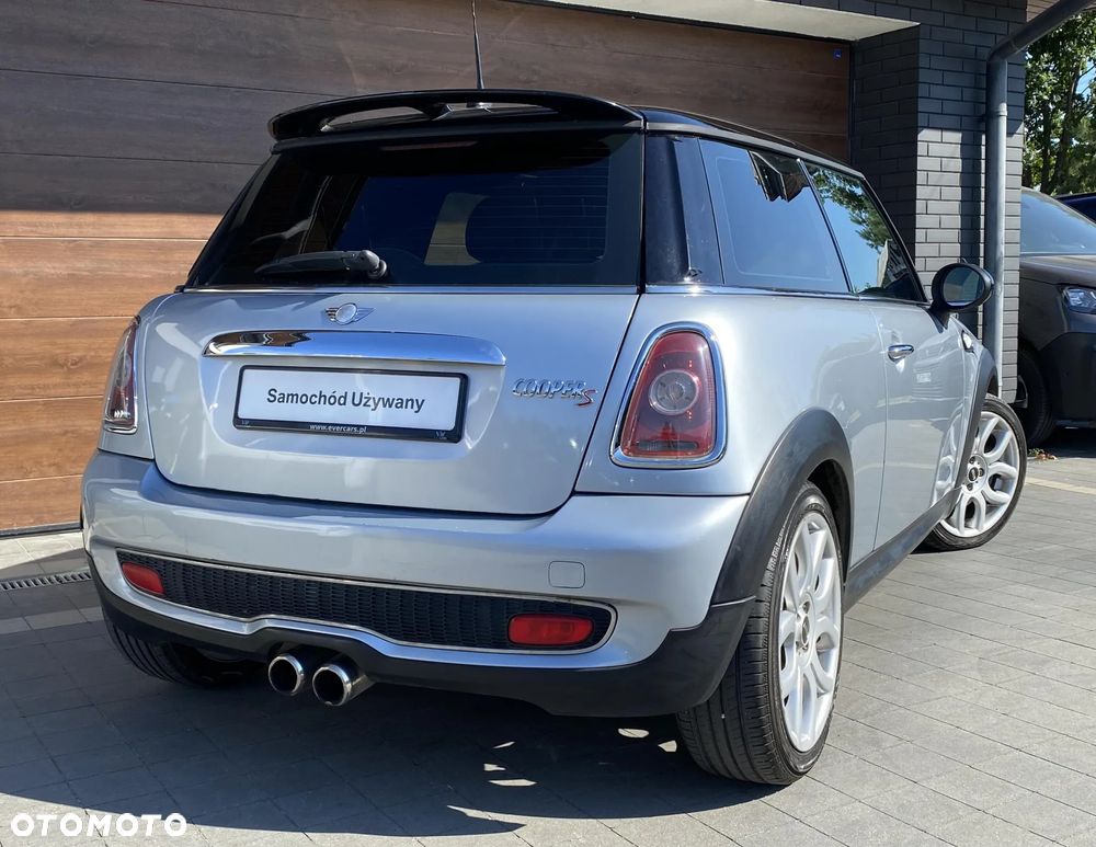 MINI Cooper S Standard - 8