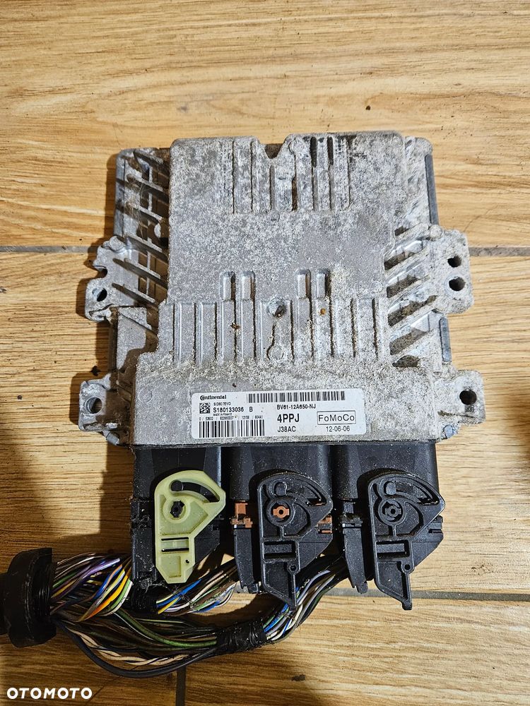 Ford Focus MK3 1.6 TDCI Sterownik Silnika Komputer BV6112A650-NJ - 3