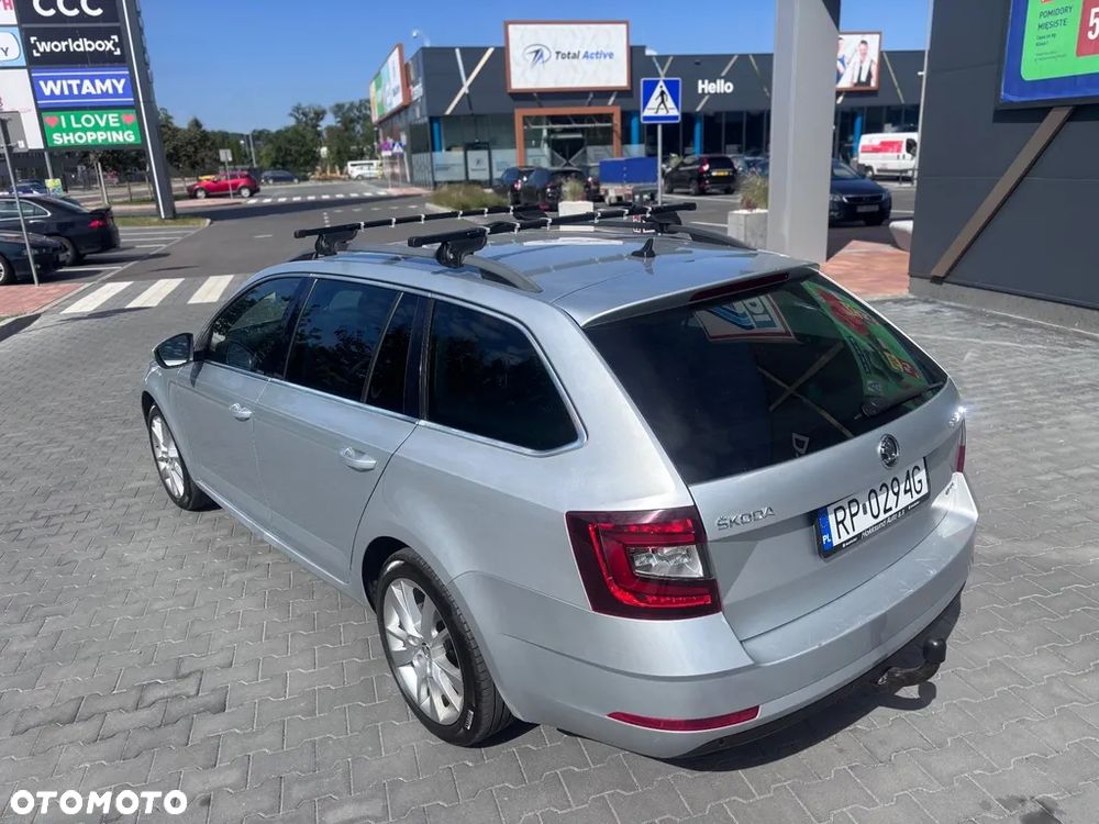 Skoda Octavia 2.0 TDI DSG Style - 24