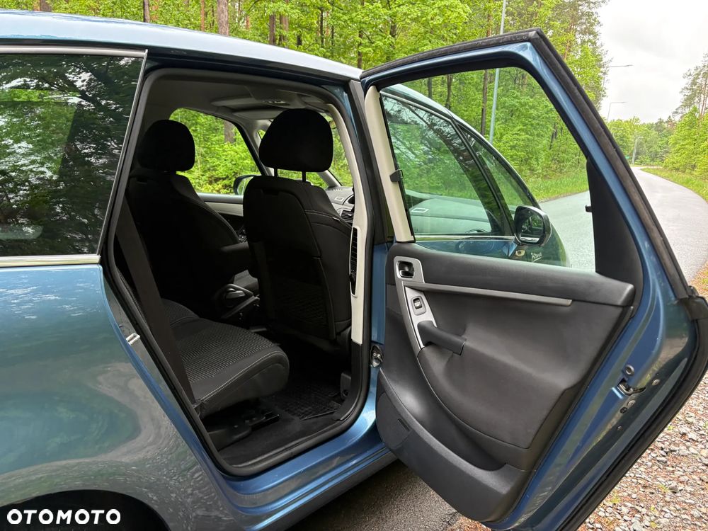 Citroën C4 Picasso - 17