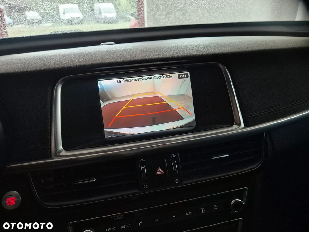 Kia Optima - 12