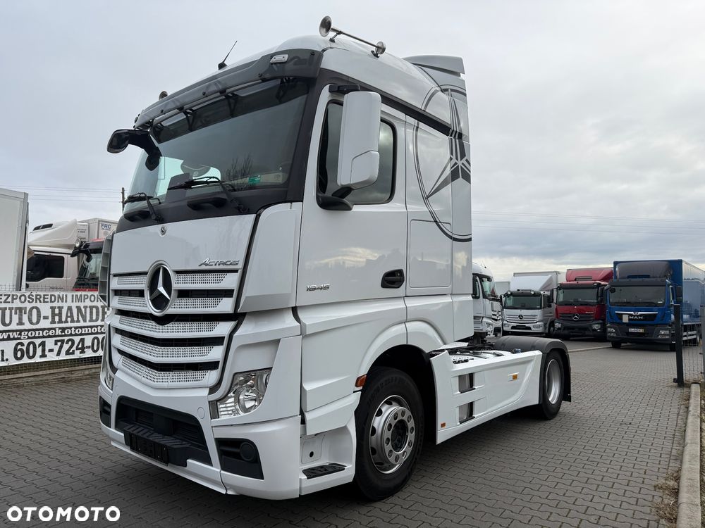 Mercedes-Benz Actros 1845