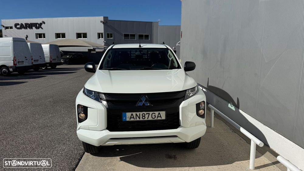 Mitsubishi L-200 Cabine dupla 4X2 - 17