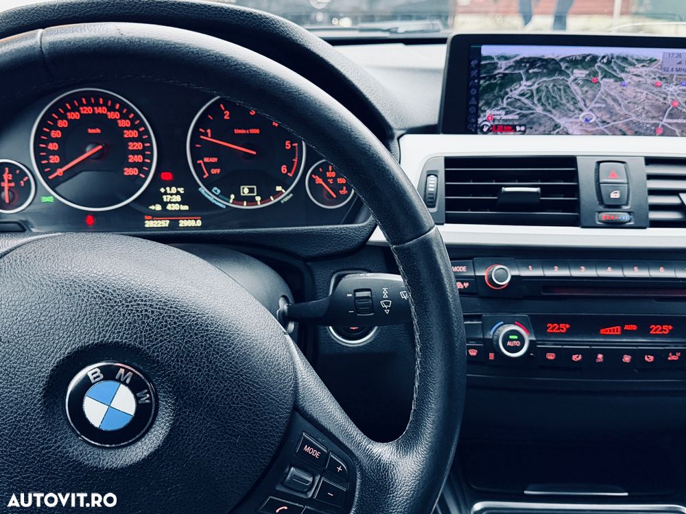 BMW Seria 3 320d EfficientDynamics Edition - 9