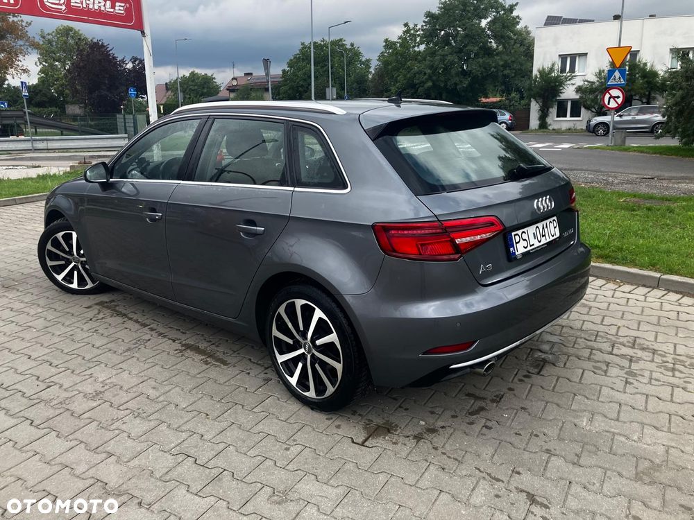 Audi A3 Sportback 1.6 TDI Sport S tronic - 11