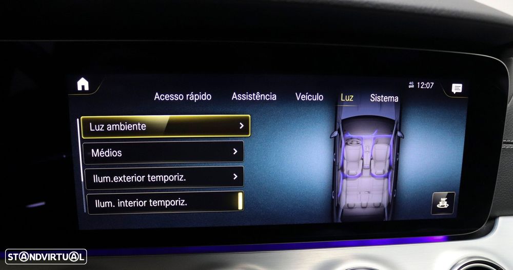 Mercedes-Benz E 220 d AMG Line - 38