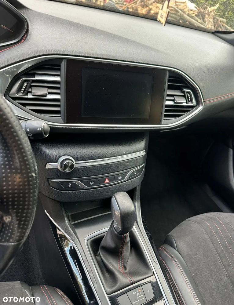 Peugeot 308 - 10