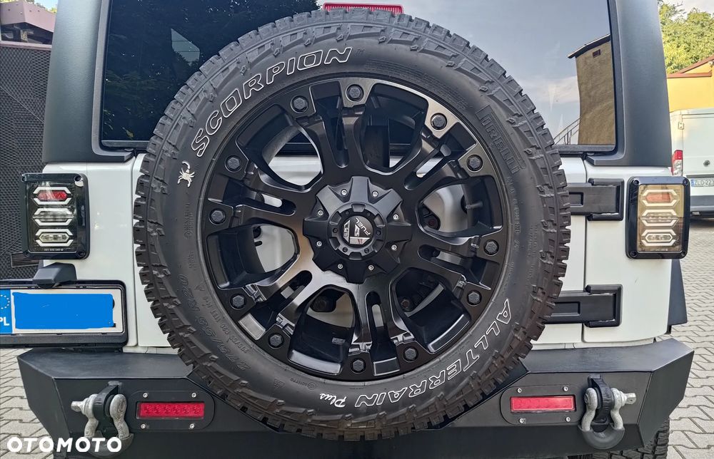 Jeep Wrangler - 19