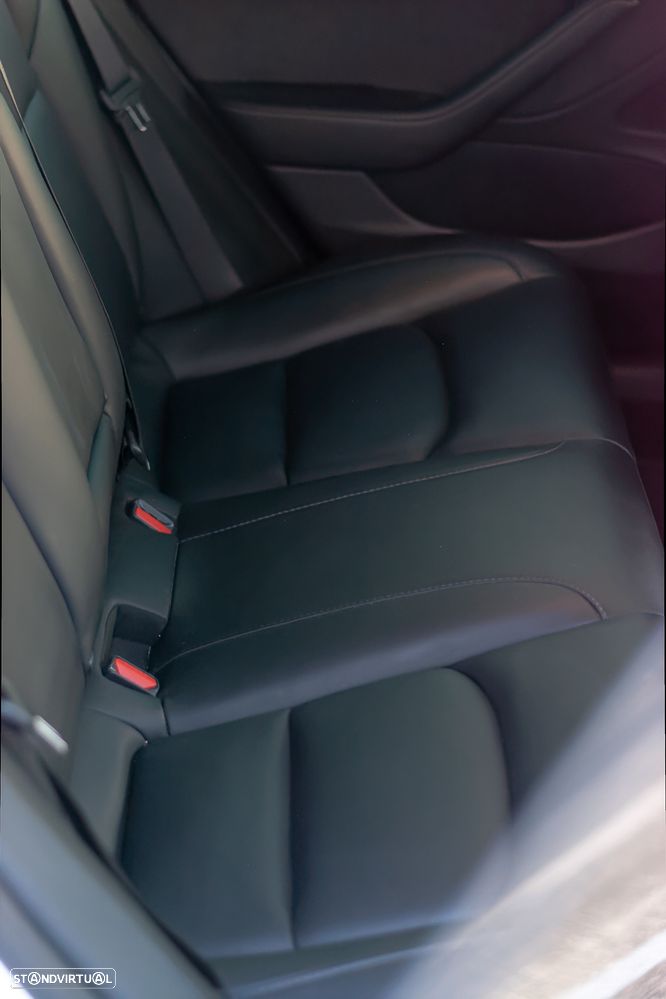 Tesla Model 3 Long Range Tração Integral - 19