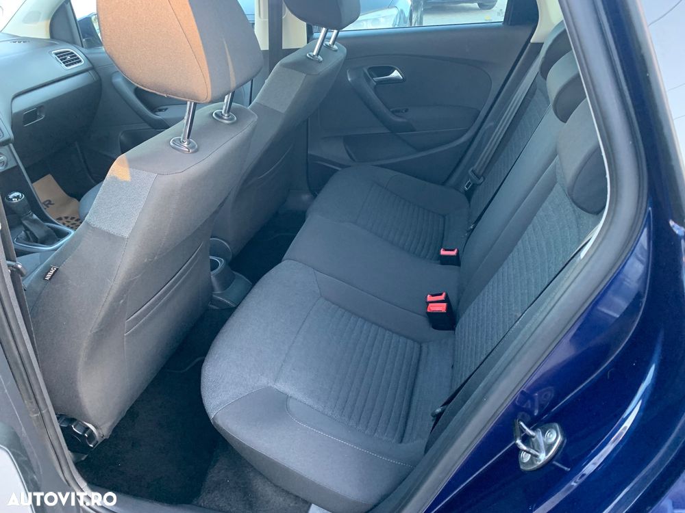 Volkswagen Polo 1.6 TDI Blue Motion Technology Comfortline - 15