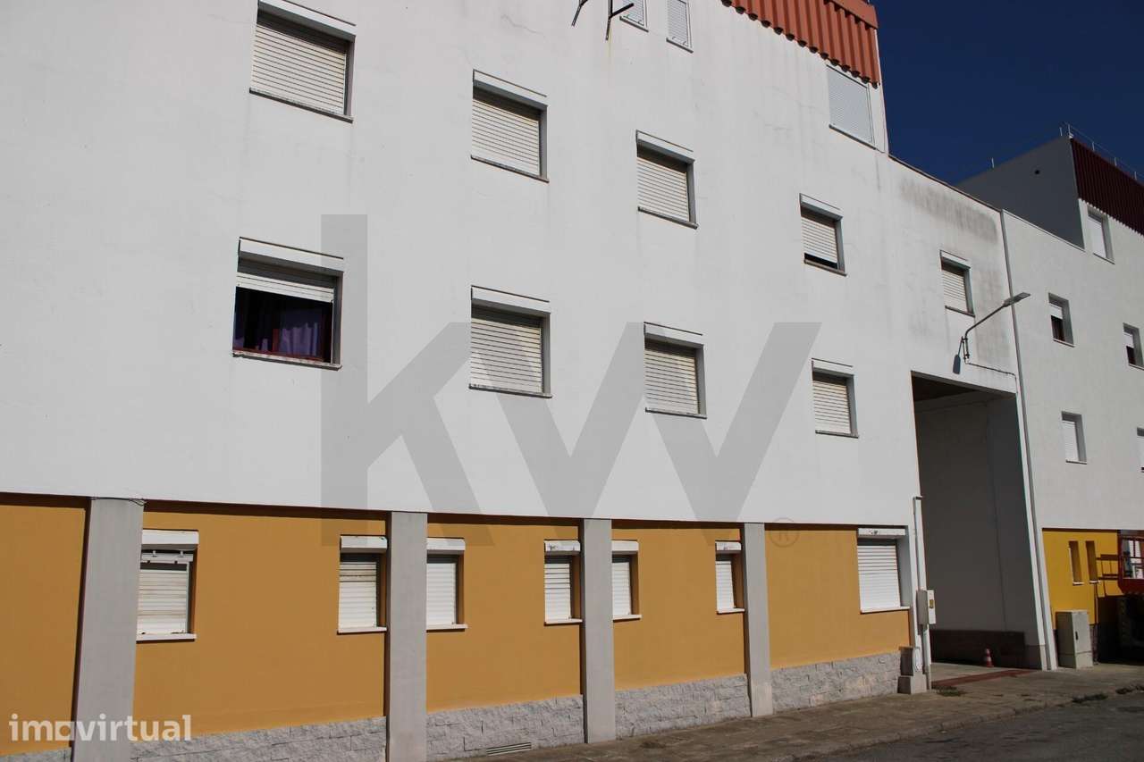 VENDE-SE APARTAMENTO T3 TOTALMENTE REMODELADO EM ÉVORA - Grande imagem: 2/20
