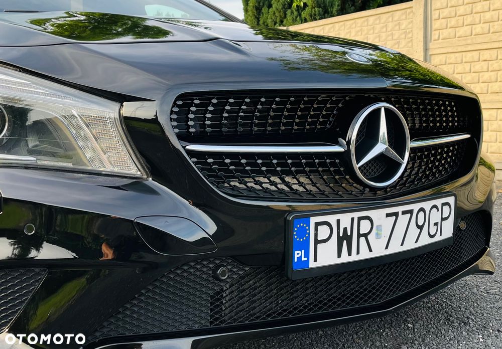 Mercedes-Benz CLA 220 d 7G-DCT Urban - 9