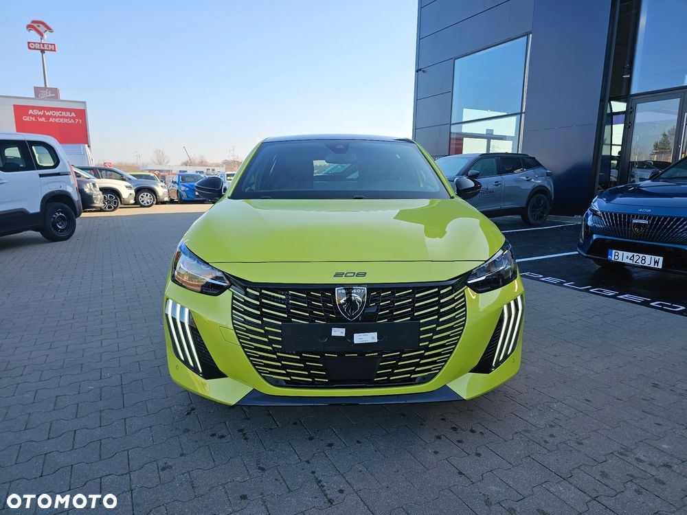 Peugeot 208 - 3