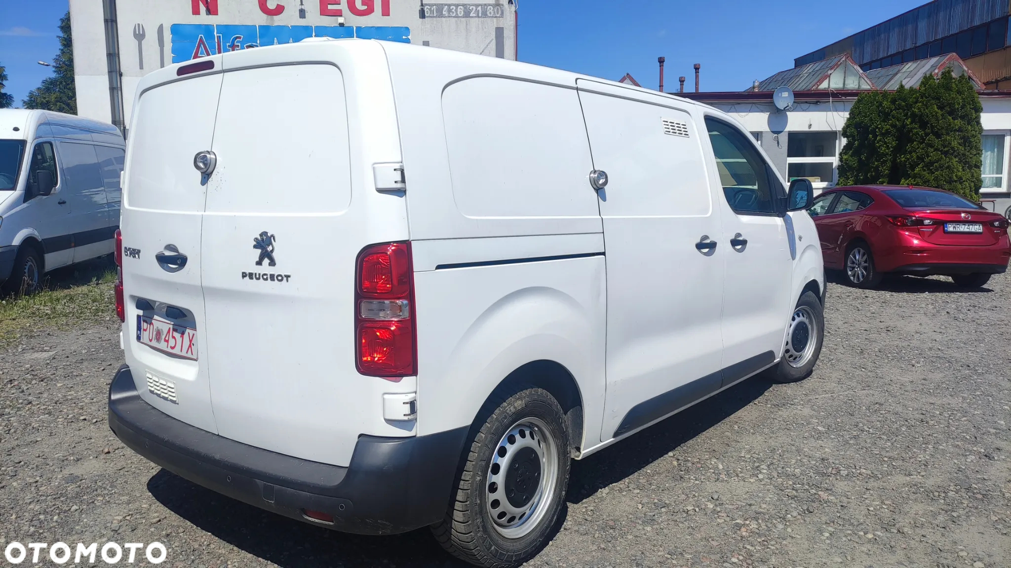 Peugeot EXPERT - 11