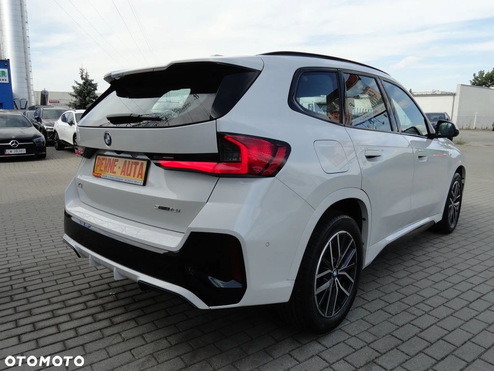 BMW X1 sDrive18i M Sportpaket - 8