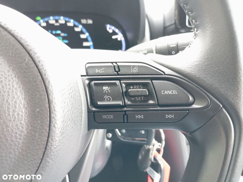 Toyota Yaris Cross Hybrid 1.5 Comfort - 17