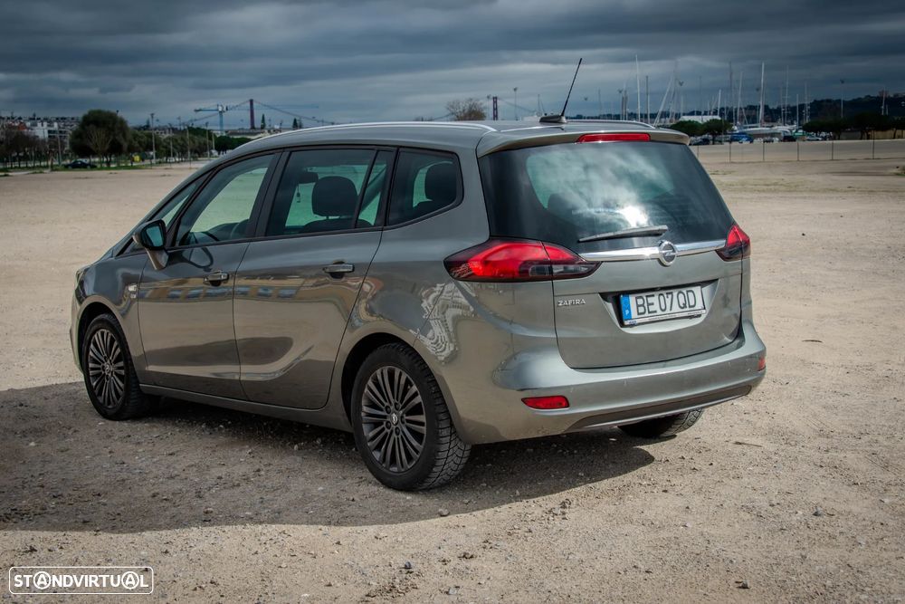 Opel Zafira 1.6 CDTi Cosmo - 9
