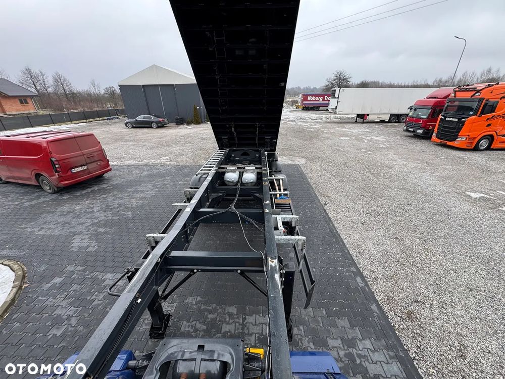 Schwarzmuller SK/ WAGA 6000 kg / 50 m3 / KLAPO-DRZWI / PODNOSZONA OŚ  / IDEALNY STAN - 25