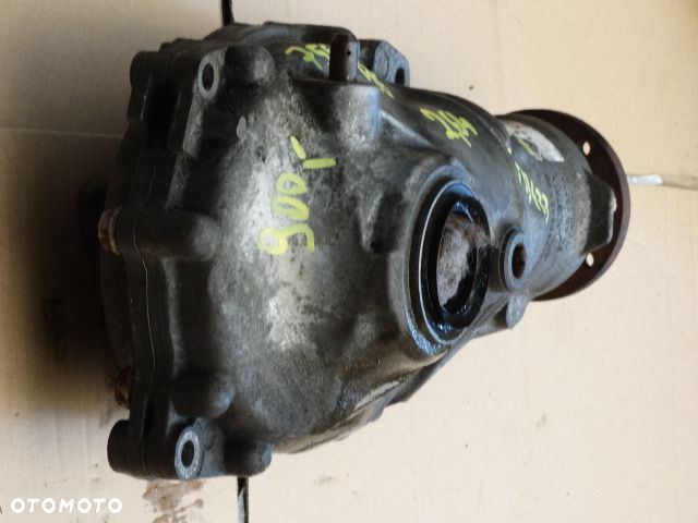 BMW E90 330XD Dyfer Most Przedni 2.64 7555876 7533433 - 3