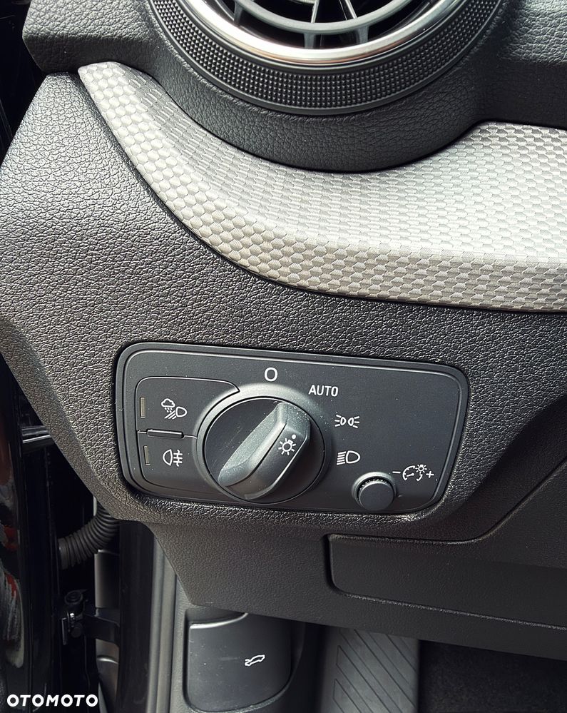 Audi Q2 35 TFSI Advanced S tronic - 15