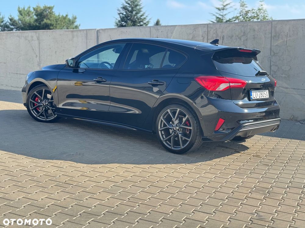 Ford Focus - 9