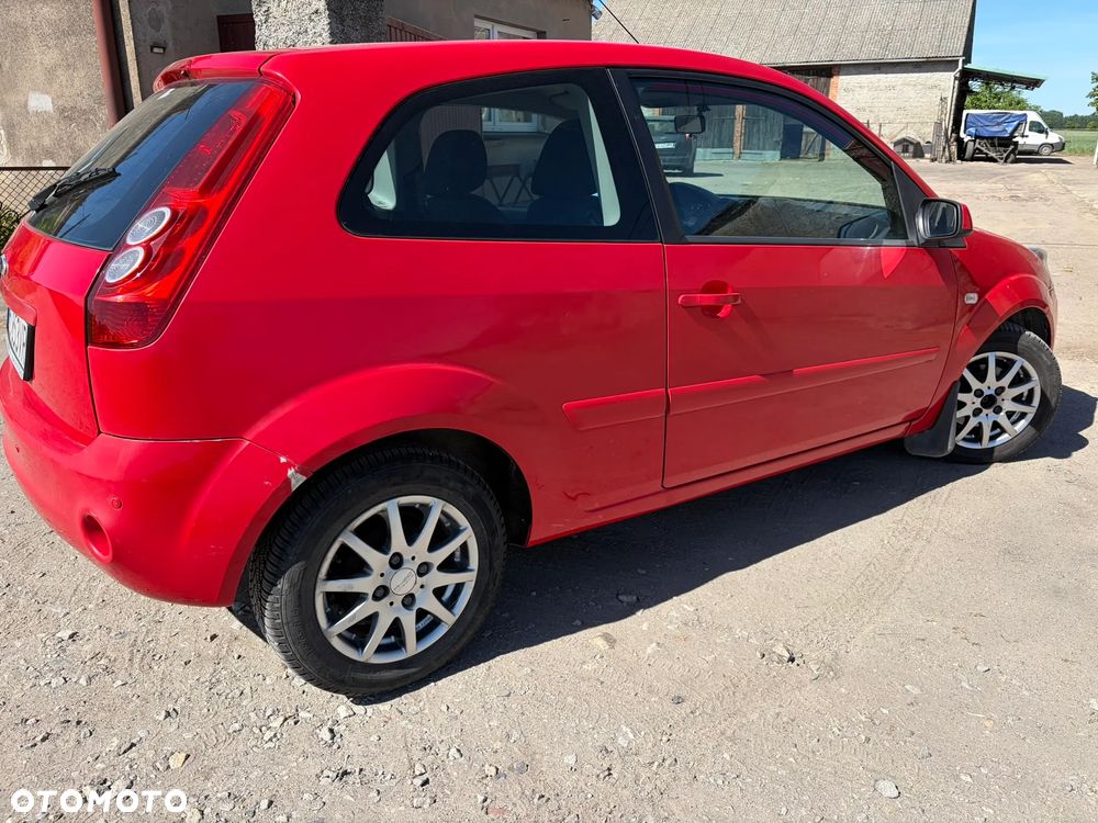Ford Fiesta - 7