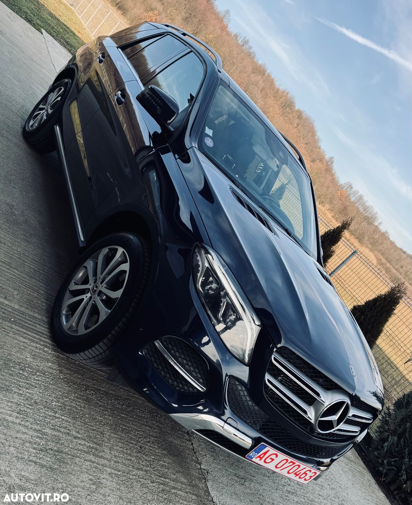 Mercedes-Benz GLE - 1