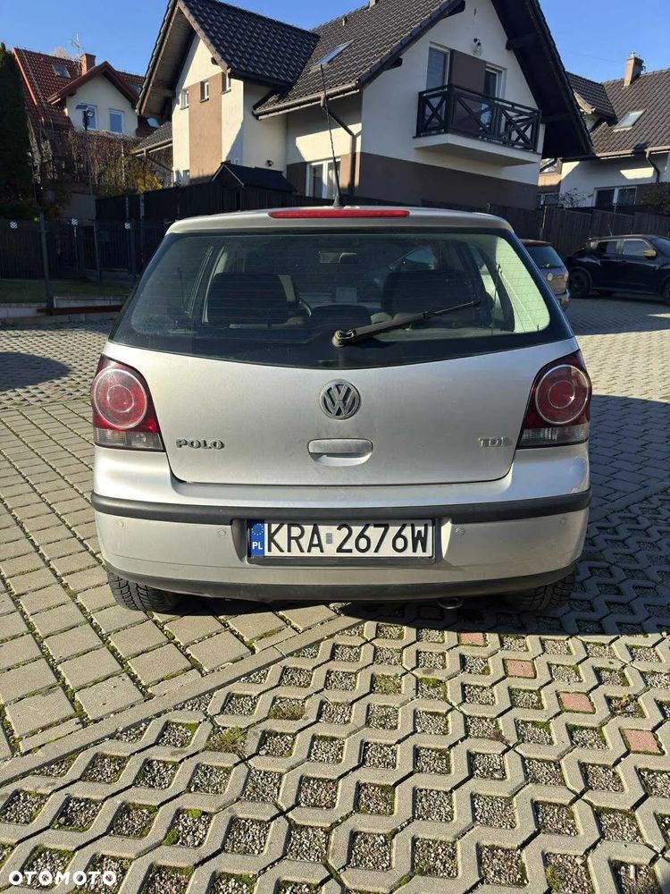 Volkswagen Polo - 4