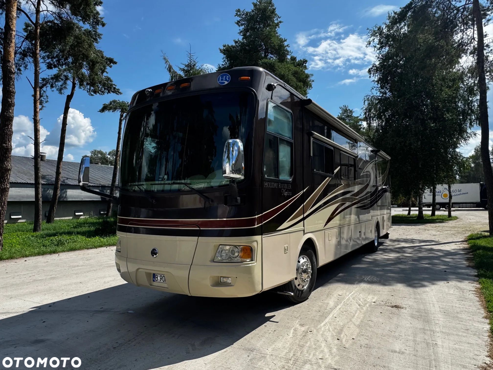 Inny Holiday Rambler Neptune 40 PBT - 1