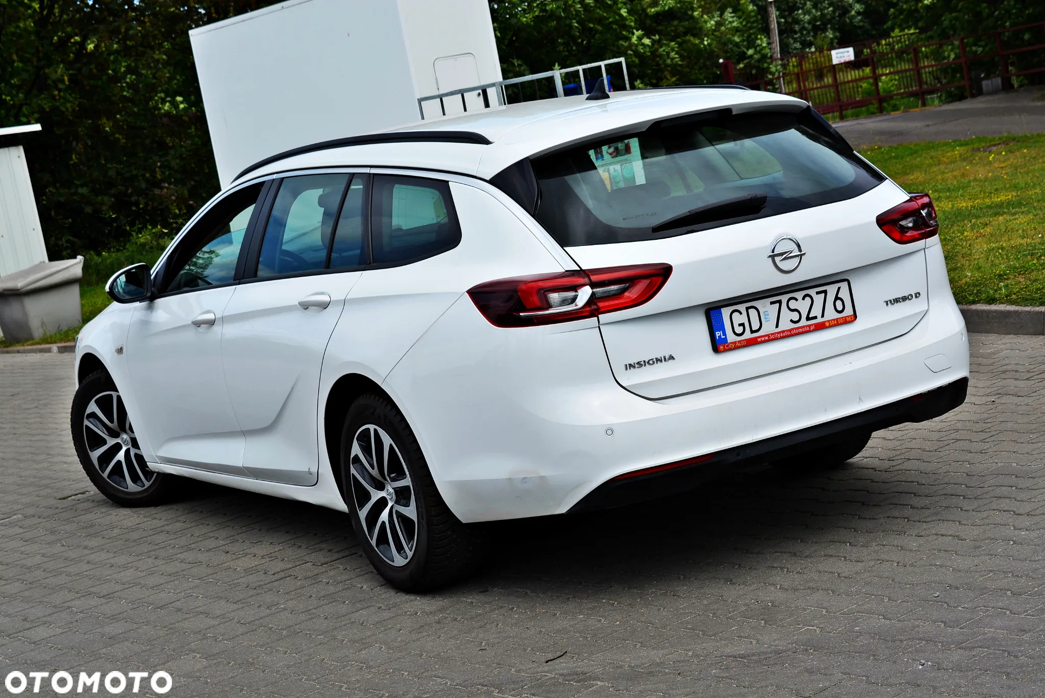 Opel Insignia Sports Tourer 1.6 Diesel Exclusive - 3