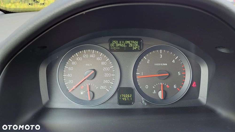 Volvo V50 D2 - 15