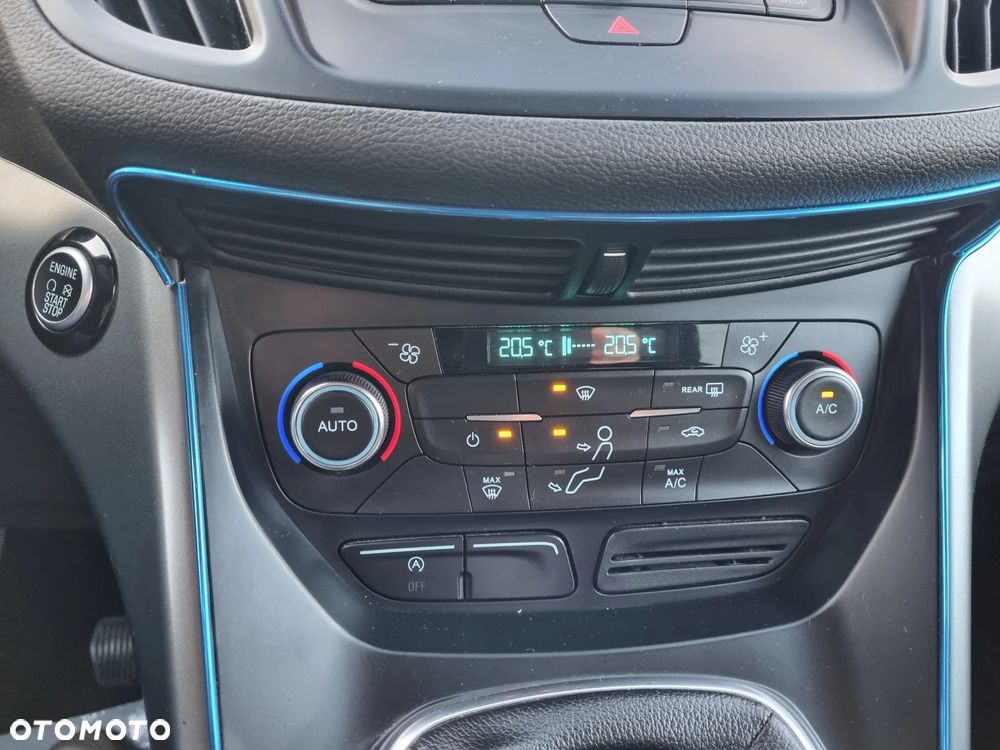 Ford Kuga 2.0 TDCi 2x4 ST-Line - 14