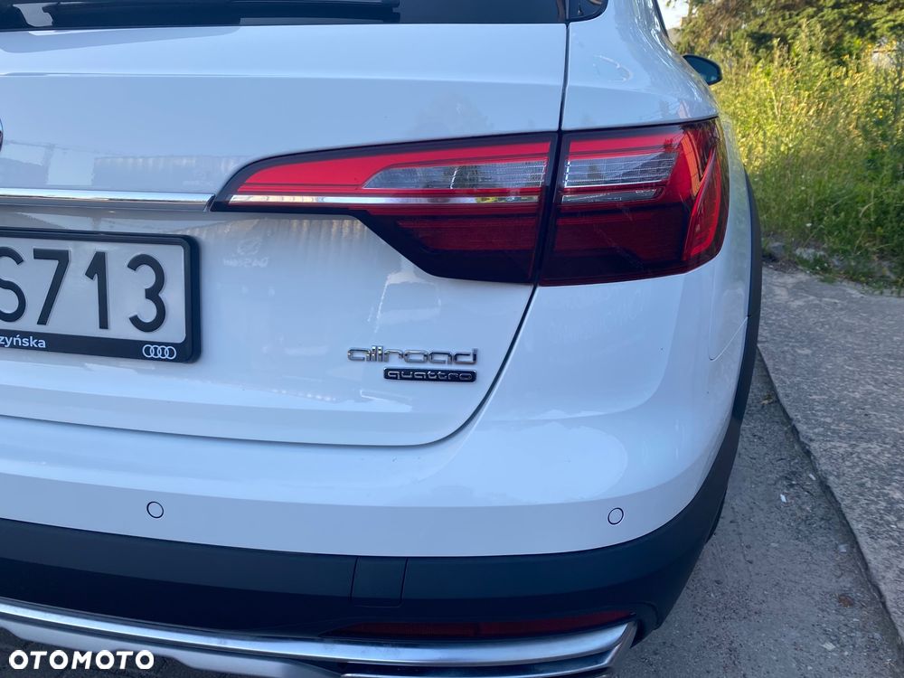 Audi A4 Allroad - 12