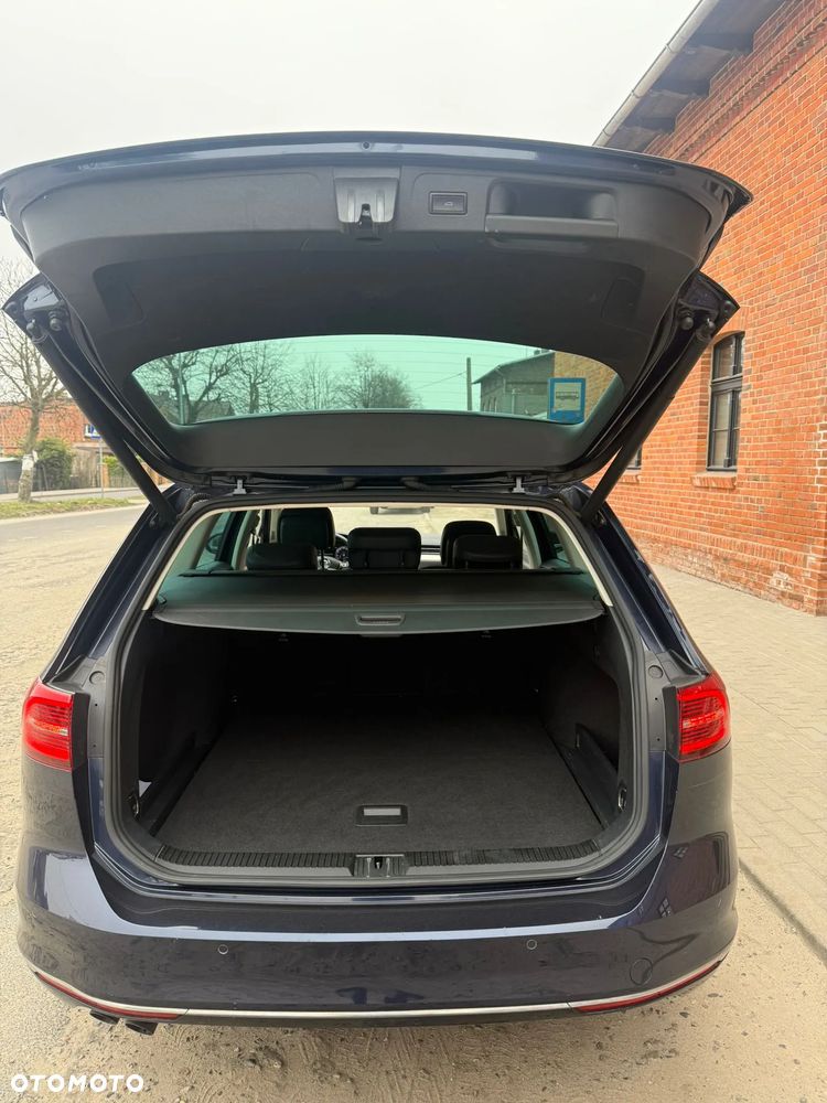 Volkswagen Passat 2.0 TDI SCR (BlueMotion Technology) Comfortline - 5