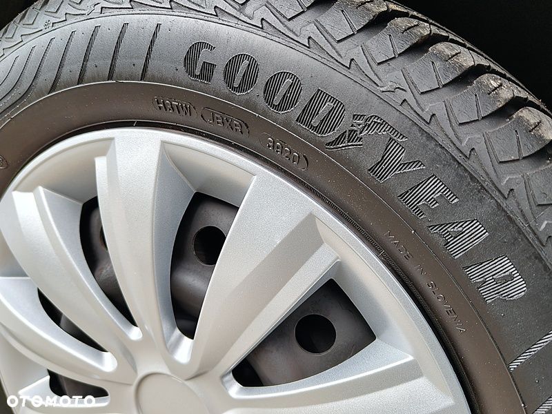 Suzuki Swift 1.3 Comfort - 33