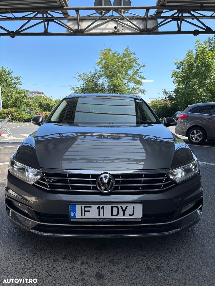 Volkswagen Passat 1.6 TDI SCR DSG Business - 1