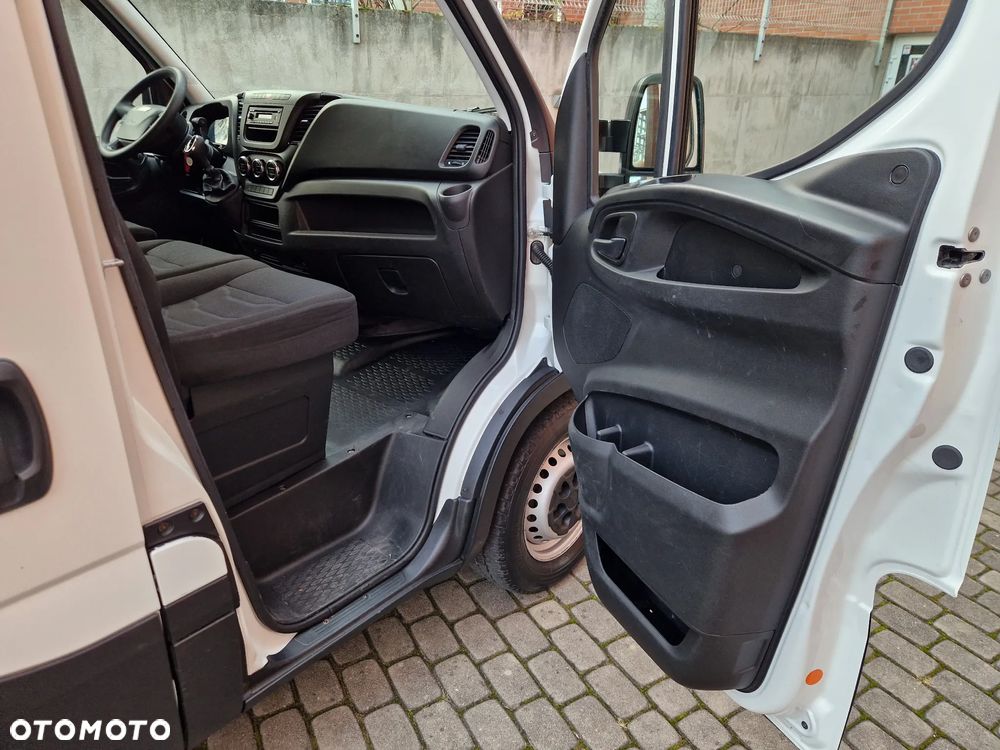 Iveco Daily 35S16 Brygadowy Max LONG Osobowy Automat Hak - 23