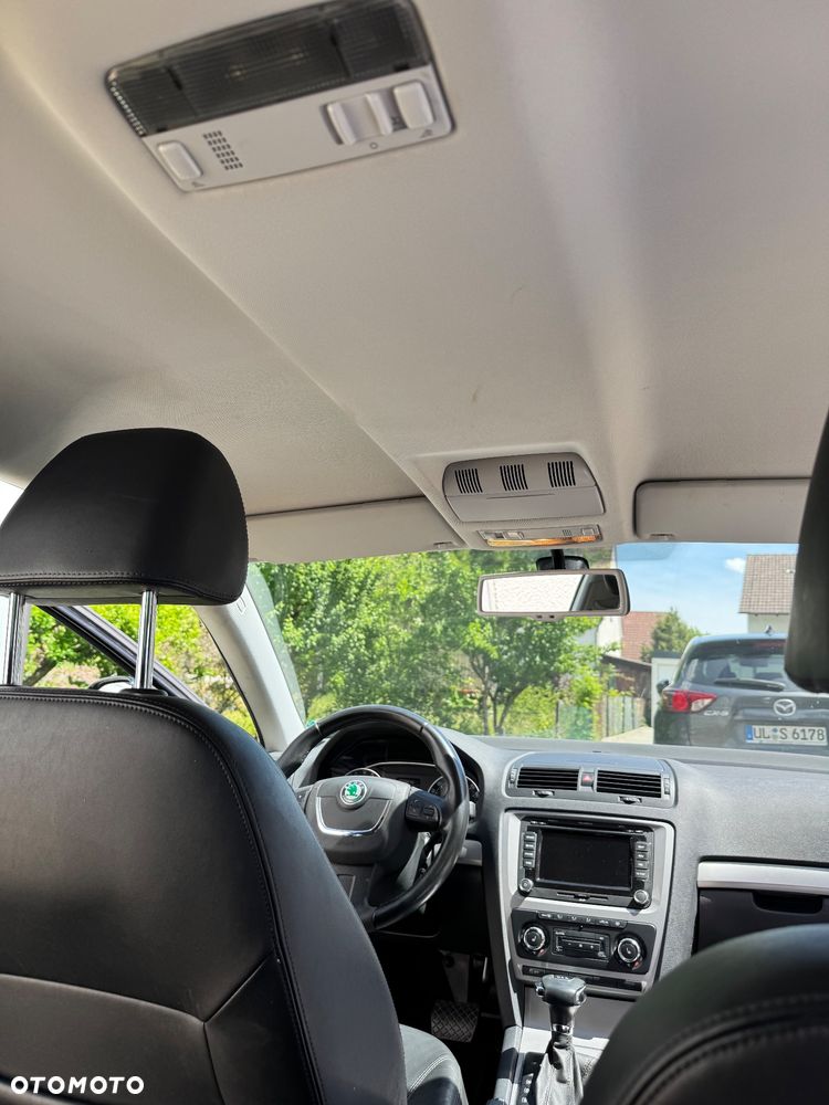 Skoda Octavia 1.6 TDI Elegance DSG - 11
