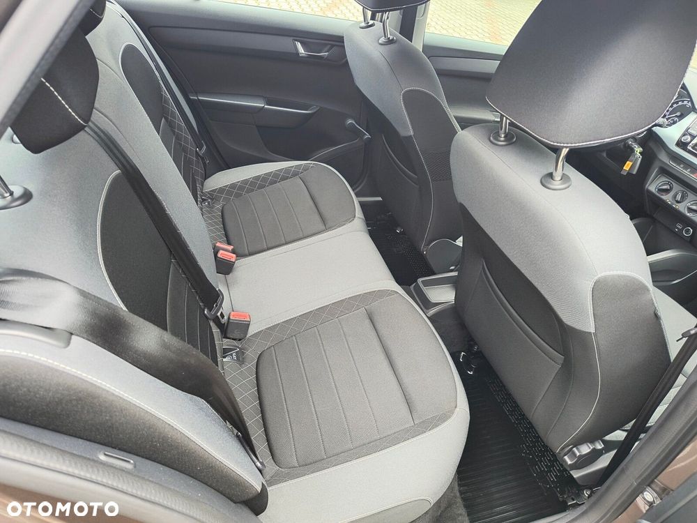 Skoda Fabia 1.0 TSI Ambition - 22