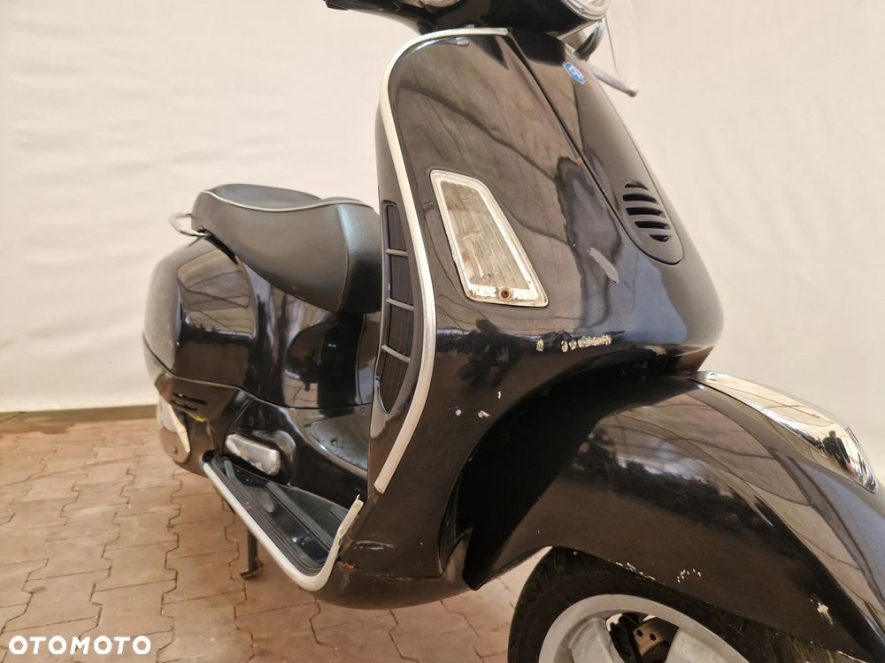 Piaggio Vespa - 22