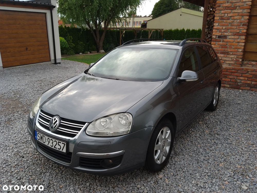 Volkswagen Golf - 4