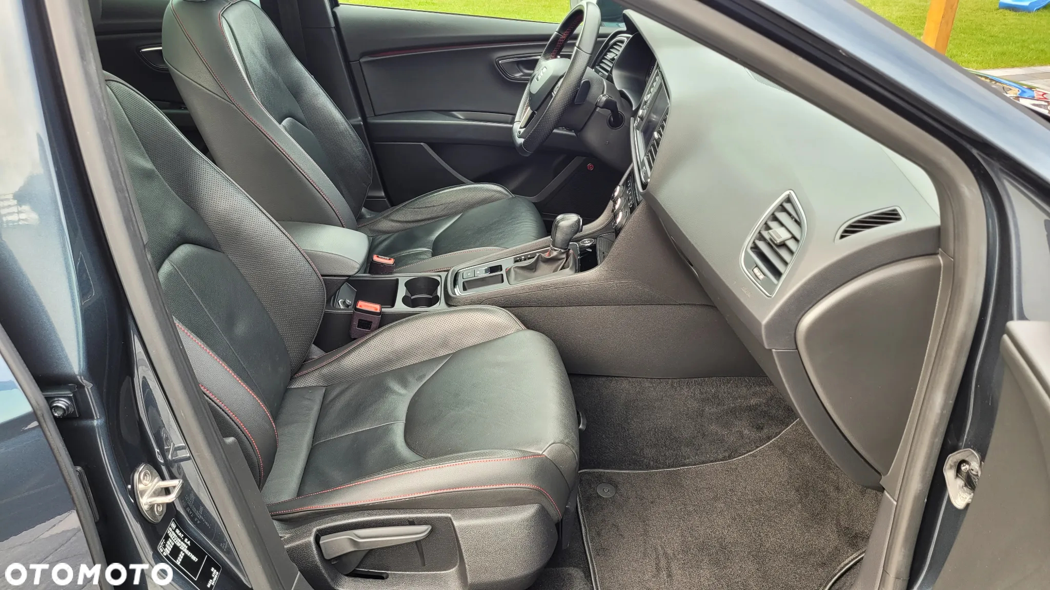 Seat Leon Sportstourer 2.0 TSI OPF DSG FR - 17